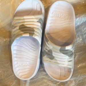 Hoka slides size 9 New without tags Camo colored
